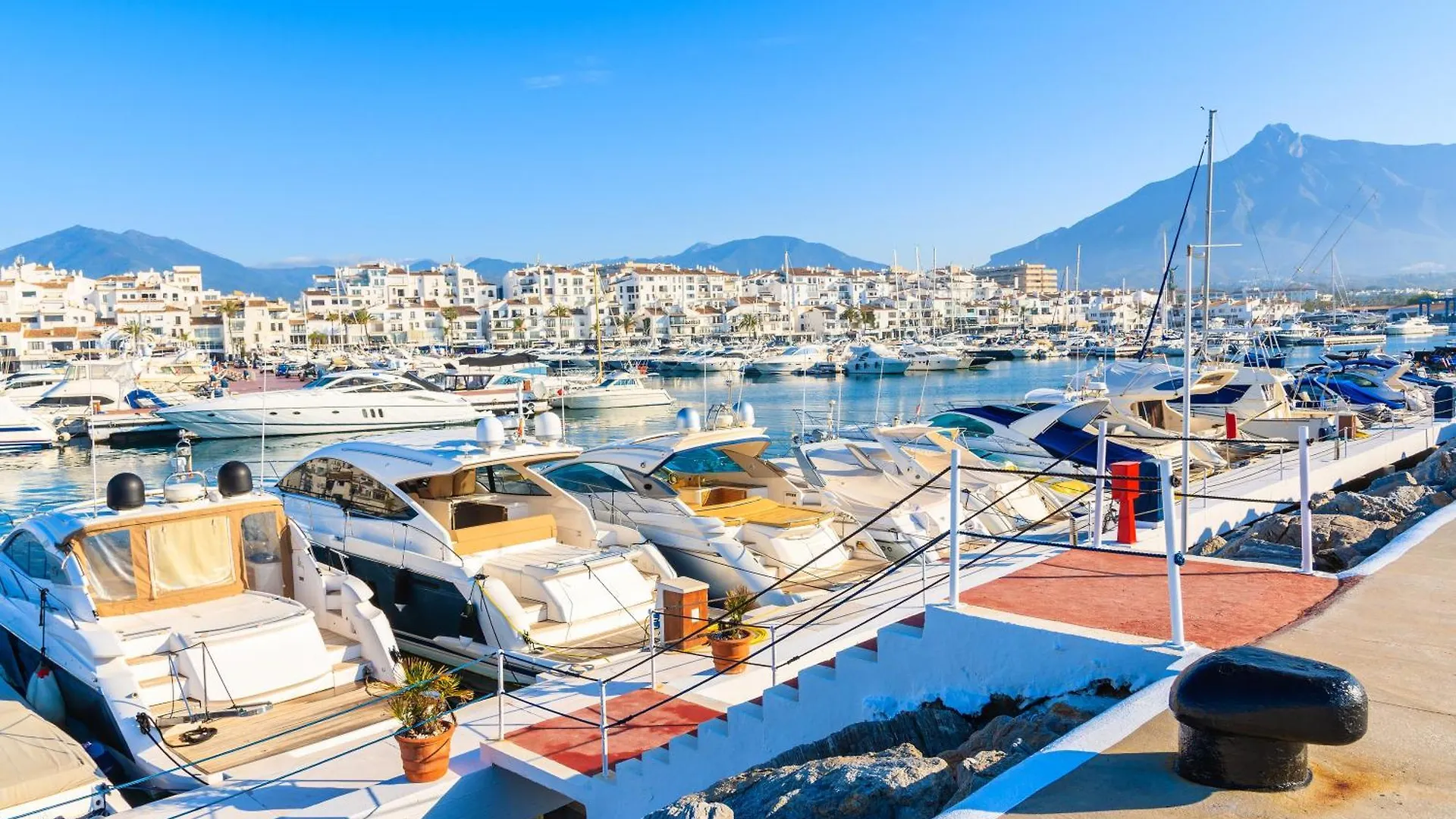 Marbella Center 100M From The Beach - Happy Rentals 0*,