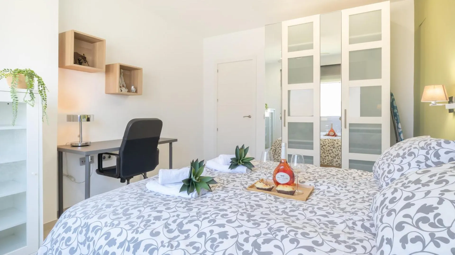 Marbella Center 100M From The Beach - Happy Rentals